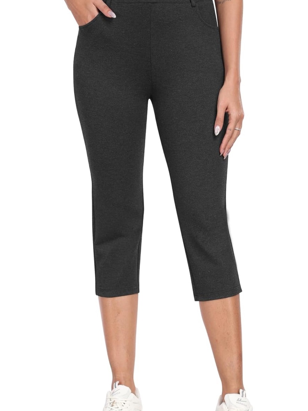 Yelete Dark Gray Pull-On Capri Pants